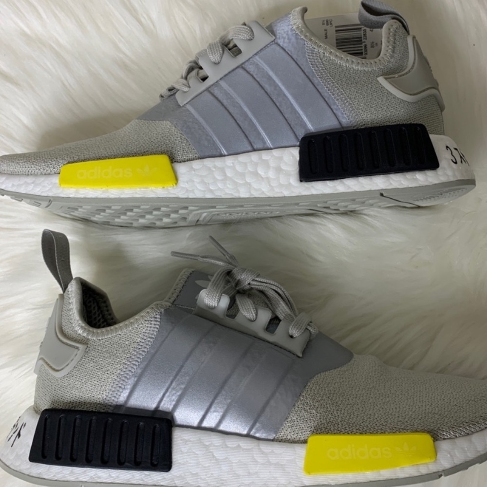 ADIDAS NMD_R1 SHOES Unisex New